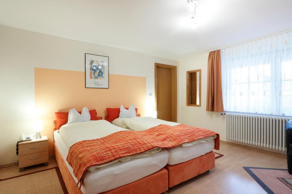Hotel Pension Stern Bad Buchau Habitación foto