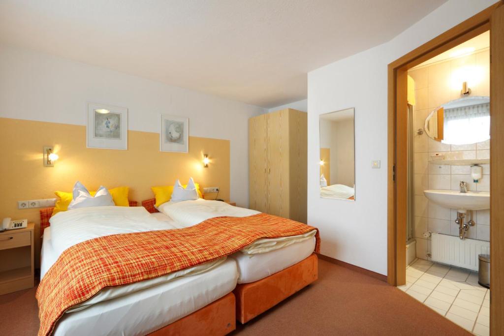 Hotel Pension Stern Bad Buchau Habitación foto